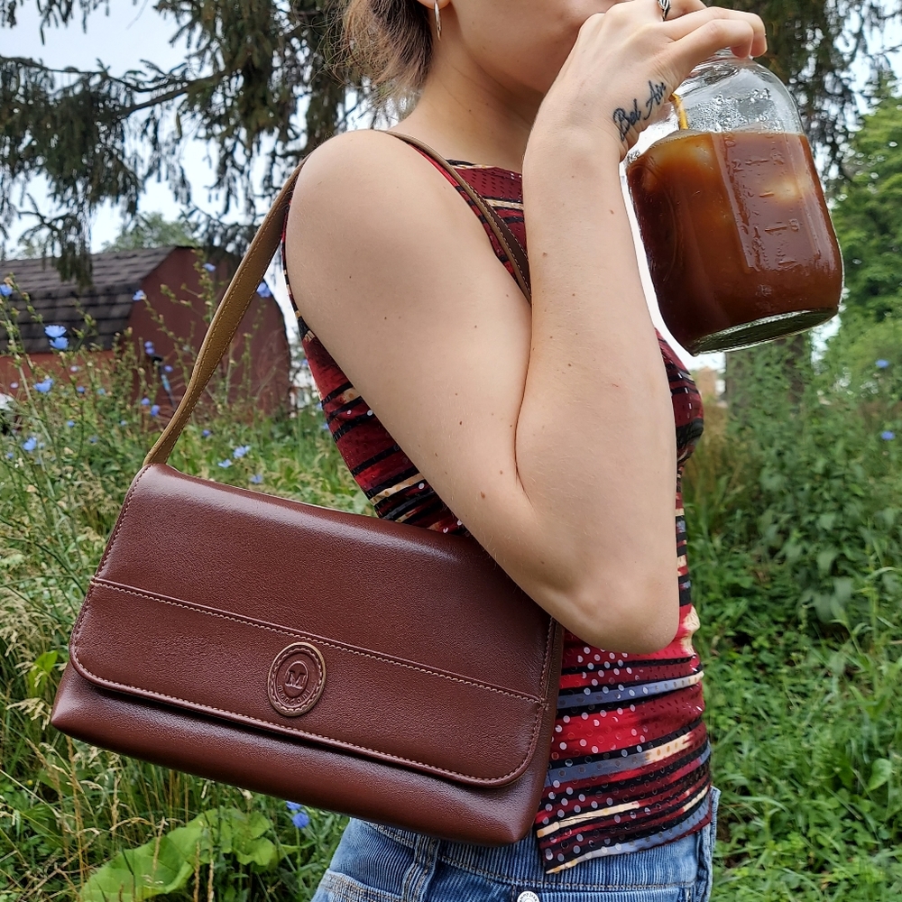 Brown Mondani New York Purse